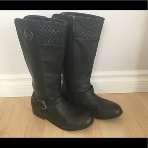 Micheal Kors girls boots size 4
